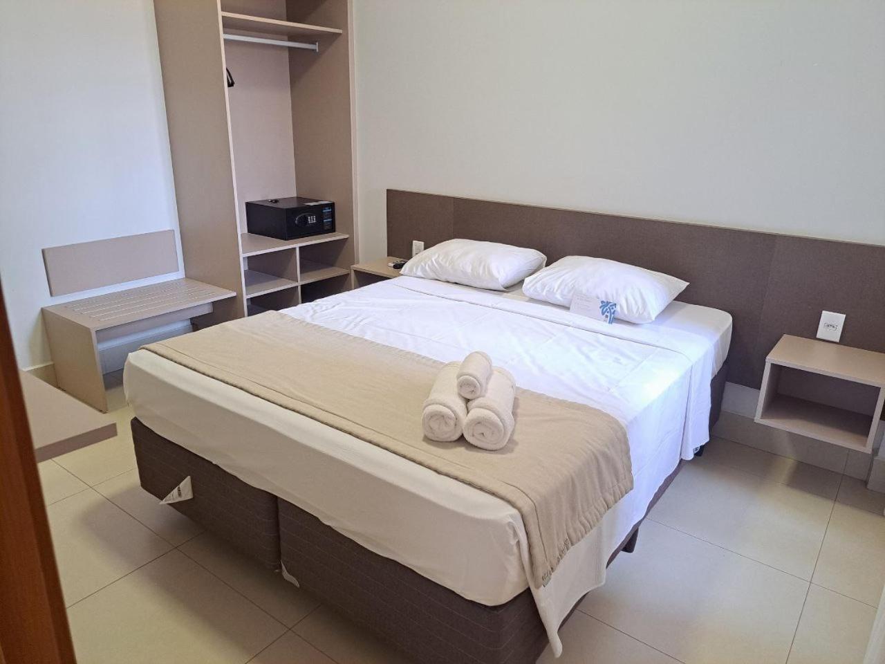 Hotel Lagoa Eco Towers E Acesso Ao Parque 5*